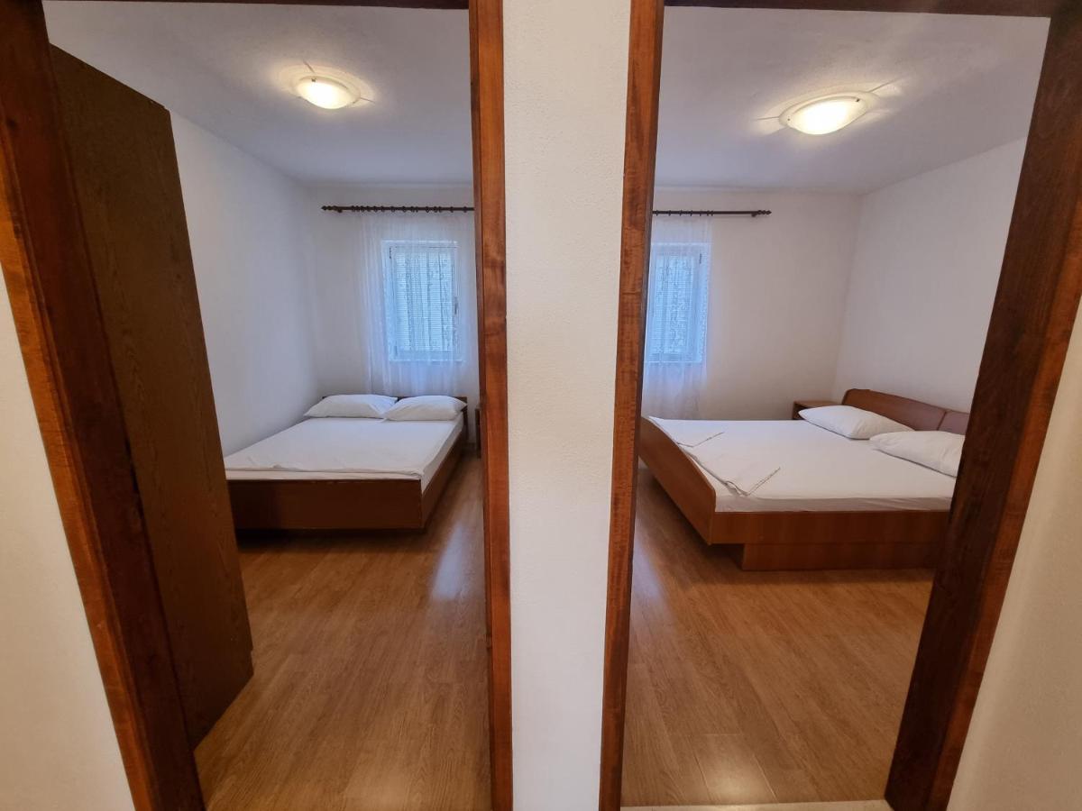 דירות מאקרסקה Apartman Ivan מראה חיצוני תמונה